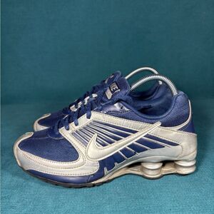 Size 6Y/7.5Women - Nike Shox Blue shoes